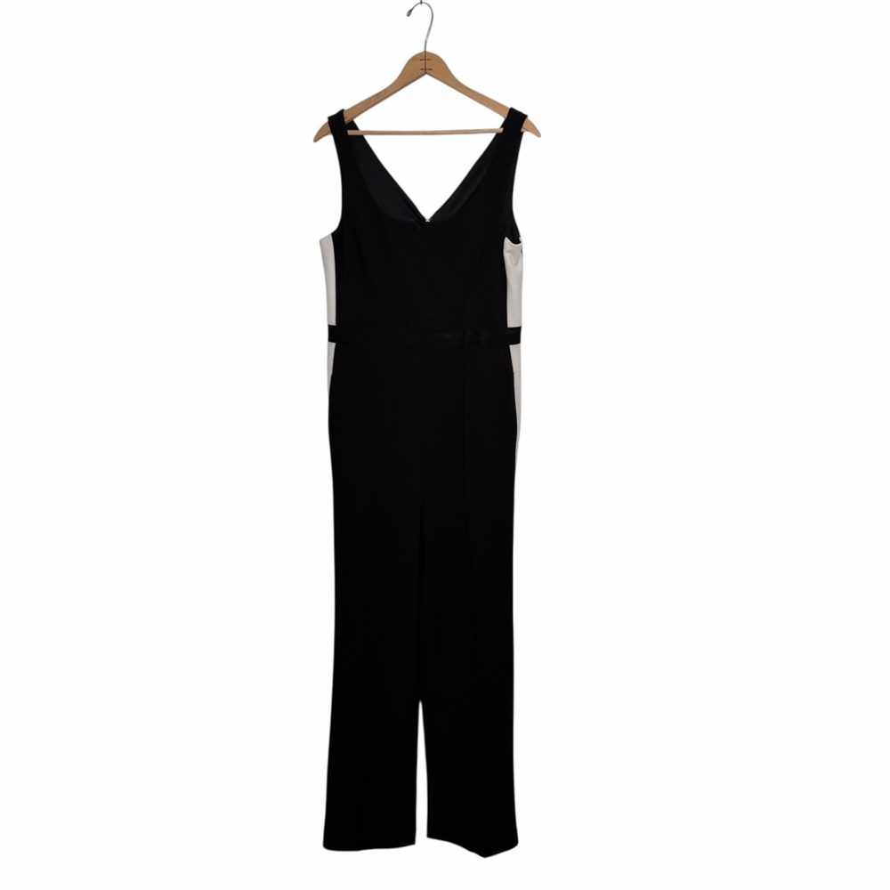 Donna Morgan Black Sleeveless V-neck White Stripe Sides Jumpsuit Size 12 - Picture 2 of 11